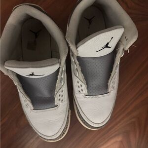 Air Jordan White and Gray Sneakers